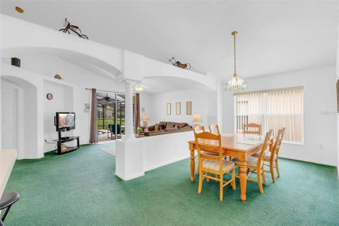 Villa ou maison à vendre à Kissimmee, Floride: 4 chambres, 169.27 m2 № 2411664 - photo 11