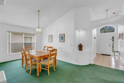 Villa ou maison à vendre à Kissimmee, Floride: 4 chambres, 169.27 m2 № 2411664 - photo 13