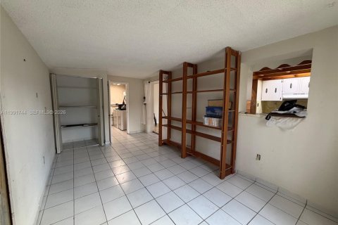 Купить виллу или дом в Майами, Флорида 3 спальни, 131.92м2, № 2052633 - фото 9