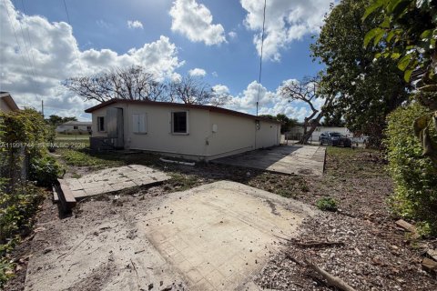 Купить виллу или дом в Майами, Флорида 3 спальни, 131.92м2, № 2052633 - фото 2