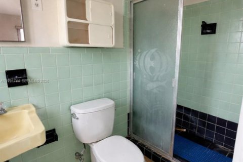 Купить виллу или дом в Майами, Флорида 3 спальни, 131.92м2, № 2052633 - фото 12