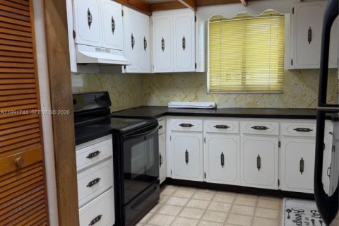 Купить виллу или дом в Майами, Флорида 3 спальни, 131.92м2, № 2052633 - фото 7