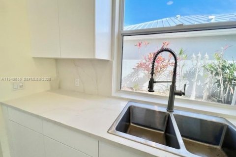 Villa ou maison à vendre à Hobe Sound, Floride: 3 chambres, 187.38 m2 № 2004555 - photo 21