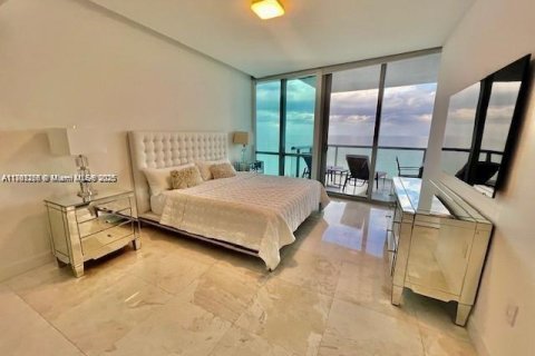 Снять в аренду кондоминиум в Санни-Айлс-Бич, Флорида 1 спальня, 107.86м2, № 1957797 - фото 8