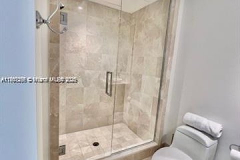 Снять в аренду кондоминиум в Санни-Айлс-Бич, Флорида 1 спальня, 107.86м2, № 1957797 - фото 17