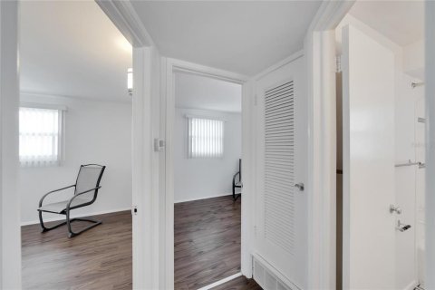 Villa ou maison à louer à Largo, Floride: 3 chambres, 83.61 m2 № 2342442 - photo 19