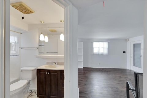 Villa ou maison à louer à Largo, Floride: 3 chambres, 83.61 m2 № 2342442 - photo 23