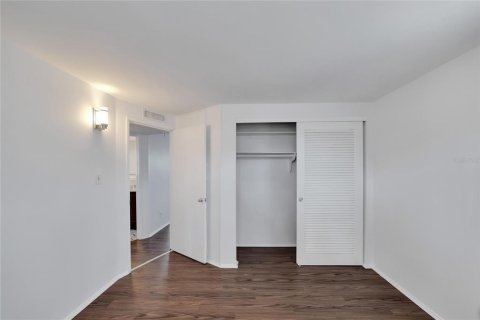 Villa ou maison à louer à Largo, Floride: 3 chambres, 83.61 m2 № 2342442 - photo 22