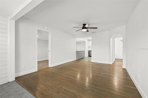 Casa en venta en Saint Petersburg, Florida, 3 dormitorios, 94.48 m2 № 1762033 - foto 8