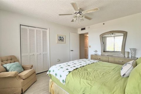 Condominio en venta en Indian Shores, Florida, 2 dormitorios, 117.52 m2 № 1854509 - foto 28