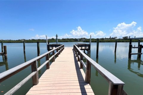 Condominio en venta en Indian Shores, Florida, 2 dormitorios, 117.52 m2 № 1854509 - foto 8