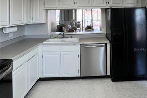 Condominio en venta en Indian Shores, Florida, 2 dormitorios, 117.52 m2 № 1854509 - foto 14