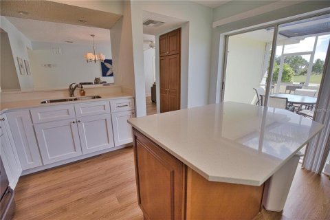 House in Venice, Florida 3 bedrooms, 122.54 sq.m. № 1637966 - photo 27