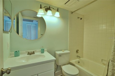 House in Venice, Florida 3 bedrooms, 122.54 sq.m. № 1637966 - photo 29