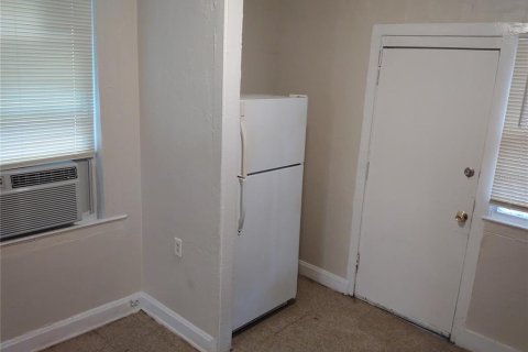 Appartement à louer à Jacksonville, Floride: 2 chambres, 65.59 m2 № 2258218 - photo 4