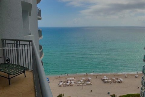 Condo in Sunny Isles Beach, Florida, 1 bedroom  № 1695753 - photo 6