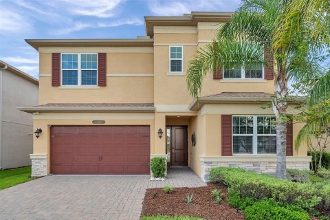 House in Wesley Chapel, Florida 3 bedrooms, 240.71 sq.m. № 2275444