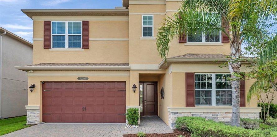 Villa ou maison à Wesley Chapel, Floride 3 chambres, 240.71 m2 № 2275444
