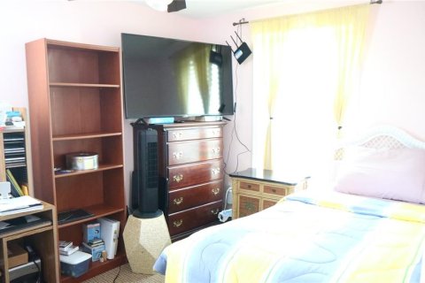 House in Fort Myers, Florida 3 bedrooms, 121.89 sq.m. № 1525592 - photo 16