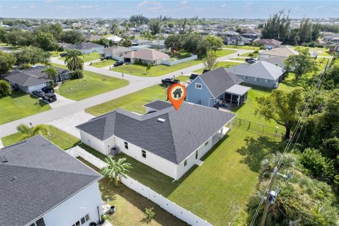 Villa ou maison à vendre à Cape Coral, Floride: 4 chambres, 194.35 m2 № 2135903 - photo 26