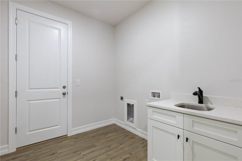 Villa ou maison à vendre à Cape Coral, Floride: 4 chambres, 194.35 m2 № 2135903 - photo 19