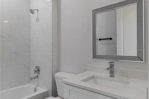 Villa ou maison à vendre à Cape Coral, Floride: 4 chambres, 194.35 m2 № 2135903 - photo 12