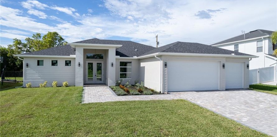 Villa ou maison à Cape Coral, Floride 4 chambres, 194.35 m2 № 2135903
