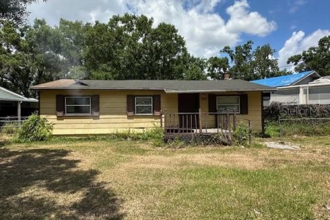 House in Lakeland, Florida 3 bedrooms, 89.19 sq.m. № 1780828 - photo 2