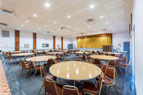 Copropriété à vendre à Plantation, Floride: 2 chambres, 117.06 m2 № 1998784 - photo 30