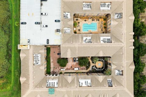 Condominio en venta en Tampa, Florida, 1 dormitorio, 64.66 m2 № 2236926 - foto 16