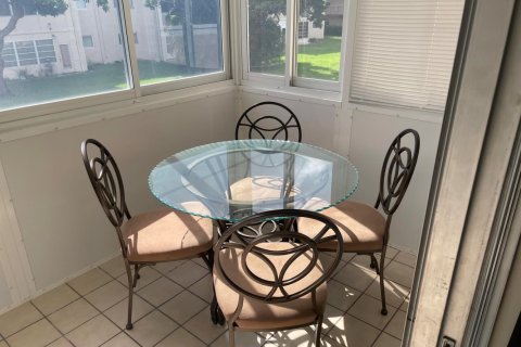 Copropriété à vendre à Palm Springs, Floride: 1 chambre, 83.7 m2 № 2077482 - photo 23