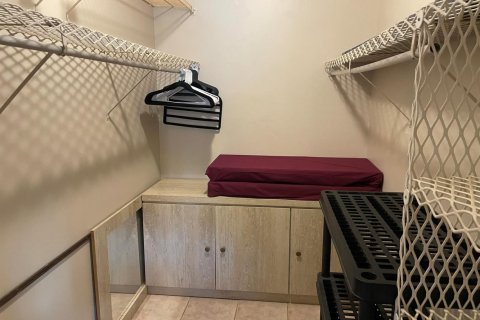 Copropriété à vendre à Palm Springs, Floride: 1 chambre, 83.7 m2 № 2077482 - photo 21