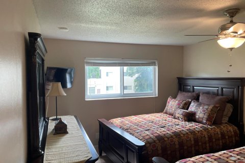 Copropriété à vendre à Palm Springs, Floride: 1 chambre, 83.7 m2 № 2077482 - photo 20