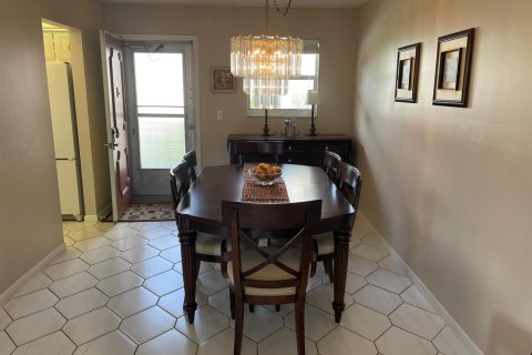 Copropriété à vendre à Palm Springs, Floride: 1 chambre, 83.7 m2 № 2077482 - photo 15