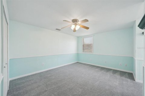 Casa en venta en Land O' Lakes, Florida, 4 dormitorios, 321.72 m2 № 1657266 - foto 26