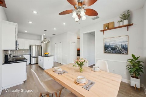 Casa en venta en Land O' Lakes, Florida, 4 dormitorios, 321.72 m2 № 1657266 - foto 7