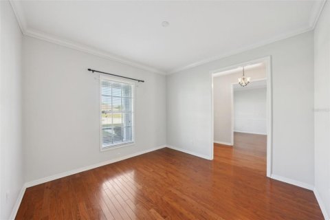 Casa en venta en Land O' Lakes, Florida, 4 dormitorios, 321.72 m2 № 1657266 - foto 9