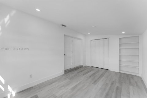 Купить виллу или дом в Майами-Гарденс, Флорида 4 спальни, 142.23м2, № 1995161 - фото 20