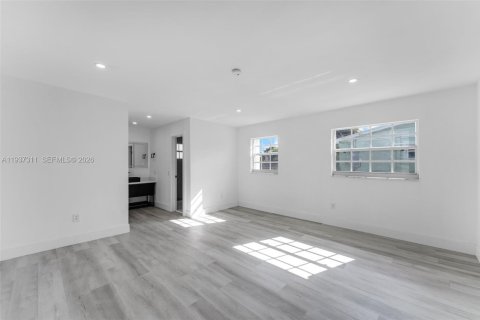 Купить виллу или дом в Майами-Гарденс, Флорида 4 спальни, 142.23м2, № 1995161 - фото 14