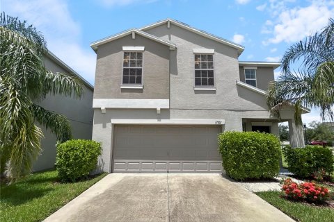 House in Wimauma, Florida 4 bedrooms, 177.81 sq.m. № 1816798 - photo 1
