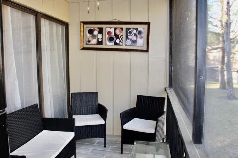 Condo in Winter Springs, Florida, 3 bedrooms  № 1575329 - photo 25