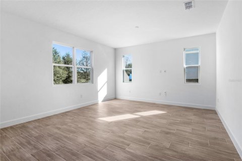 Casa en venta en Mount Dora, Florida, 4 dormitorios, 281.49 m2 № 2156313 - foto 11