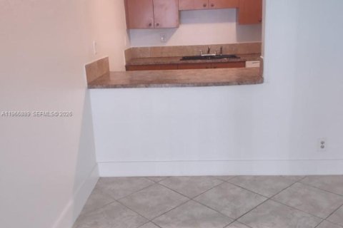 Кондоминиум с 2 спальнями в Уэст-Палм-Бич, Флорида № 2029019