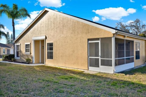 House in New Port Richey, Florida 2 bedrooms, 109.07 sq.m. № 2200049 - photo 18