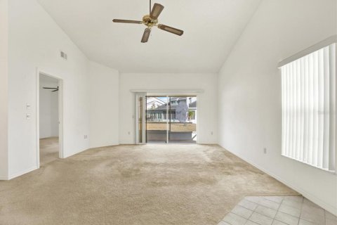 House in New Port Richey, Florida 2 bedrooms, 109.07 sq.m. № 2200049 - photo 5