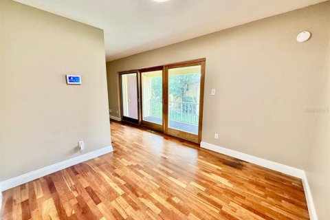 Condo in Tampa, Florida, 3 bedrooms  № 1919627 - photo 8