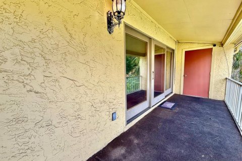 Condo in Tampa, Florida, 3 bedrooms  № 1919627 - photo 30