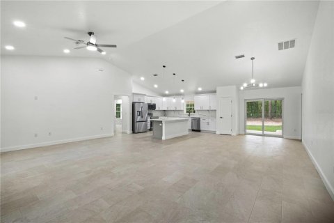 House in Dunnellon, Florida 4 bedrooms, 186.83 sq.m. № 2103925 - photo 25