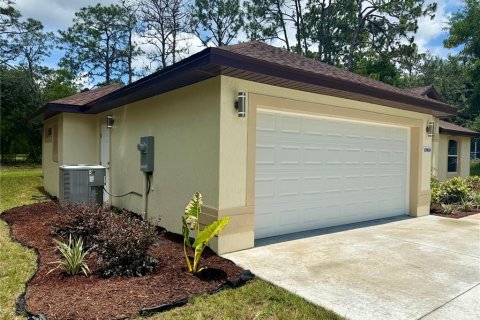 House in Dunnellon, Florida 4 bedrooms, 186.83 sq.m. № 2103925 - photo 6
