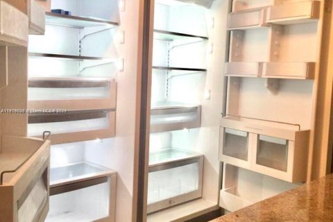 Condominio en venta en Hollywood, Florida, 2 dormitorios, 109.25 m2 № 1974299 - foto 8